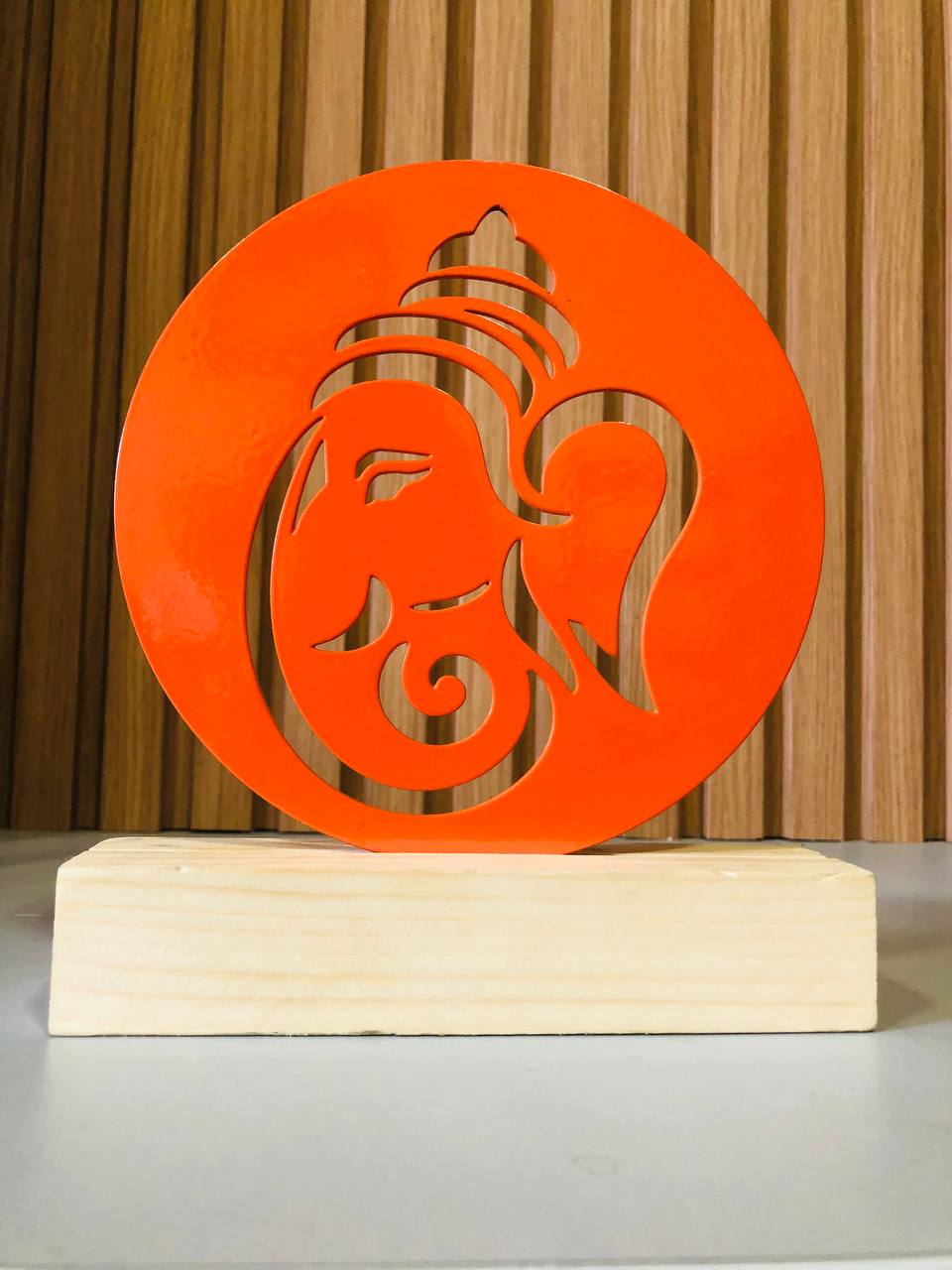 Lord ganesha metal stand ๐